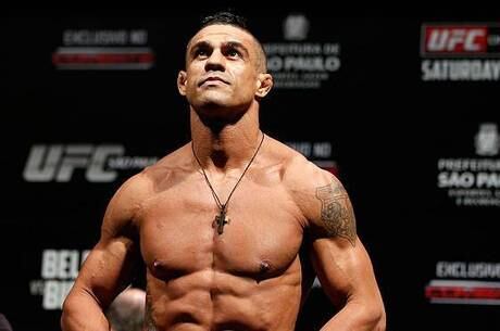 Vitor Belfort vai encarar atual campeão
