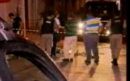 Vítima foi morta a tiros, mas ninguém teria presenciado o crime