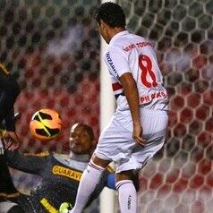 Um dos exemplos clássicos quando o assunto é vira-casaca é Paulo Henrique Ganso. O atleta saiu brigado da Vila Belmiro para defender o São Paulo, e hoje começa a reencontrar seu melhor futebol
