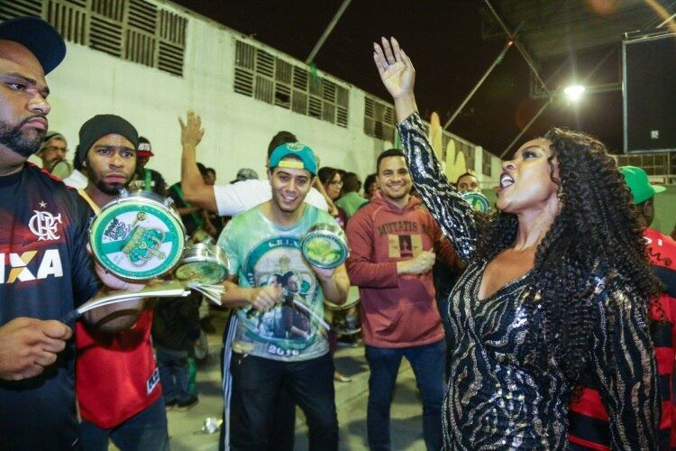 O dia foi dedicado a escolha de samba enredo da escola