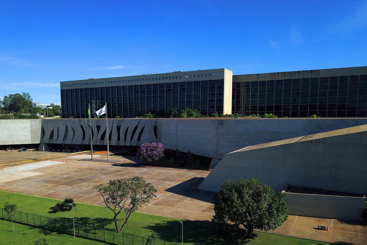 Homem é suspeito de
enviar cocaína à Europa