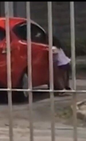 Mãe da criança deve responder por abandono de incapaz e maus-tratos