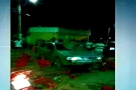Carro do suspeito foi parcialmente destruído