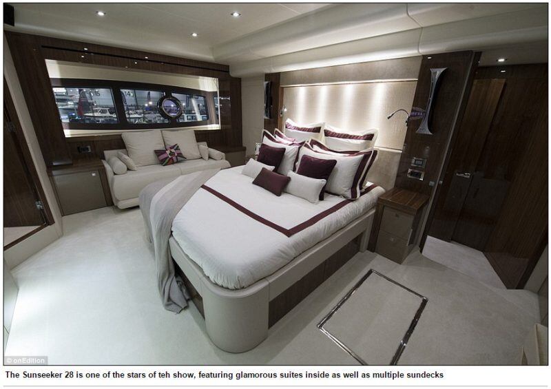 O Sunseeker 28 é uma das estrelas do “London Boat Show”. A
embarcação conta com suítes elegantes no seu interior e vários decks. O modelo
é comercializado por R$ 19 milhões (4,7milhões de libras)
