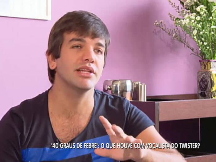 Em entrevista exclusiva ao Balanço Geral, Sander, ex-vocalista da banda Twister, falou sobre os quase dois anos em que ficou preso por ter sido pego com drogas em uma casa noturna na cidade de São Paulo. Após algumas revelações, ele ainda disse como leva a vida fora dos holofotes e muito mais para a repórter Bruna Drews. Clique na galeria e veja!