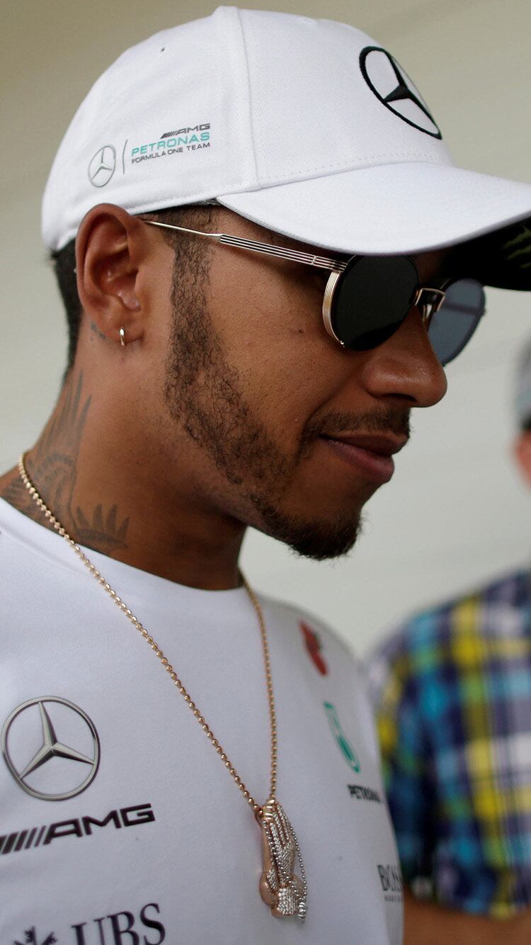 "Isso acontece todos os anos", diz Hamilton