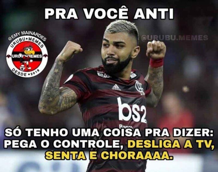 Euforia rubro-negra: os memes da classificação sobre o Emelec