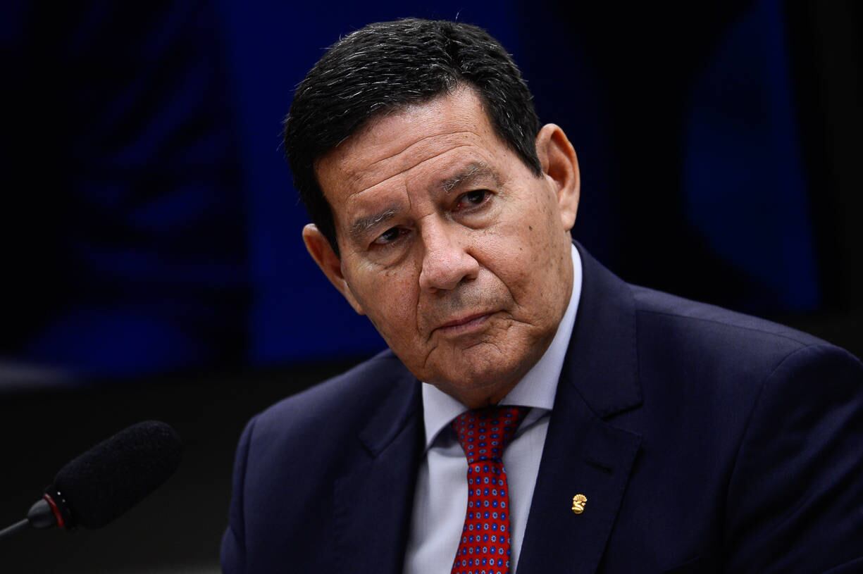 O vice-presidente, Hamilton Mourão, se filiará ao Republicanos nesta quarta-feira (16)