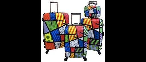 Os internautas sugeriram até malas de viagem para o músico