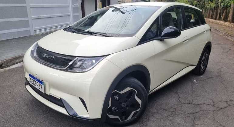 BYD Dolphin custa R$ 149.800