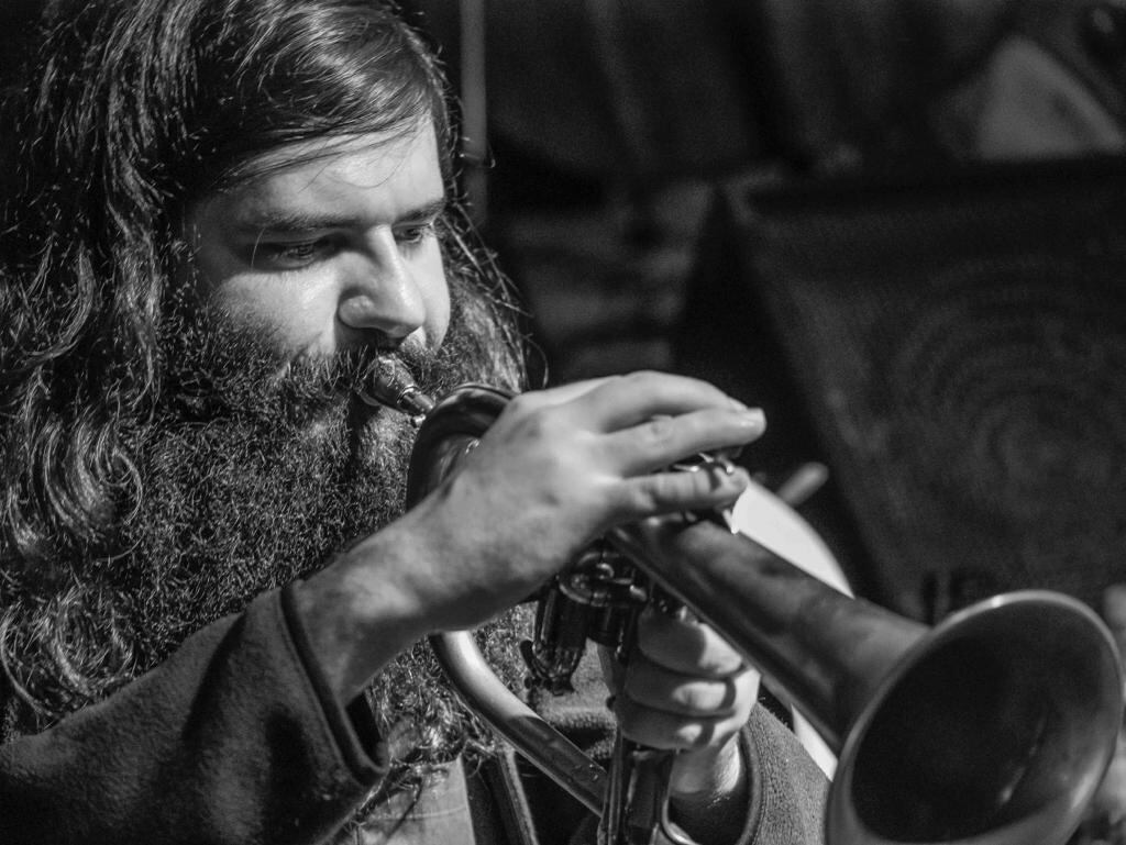 O trompetista Aquiles Moraes é o solista do concerto