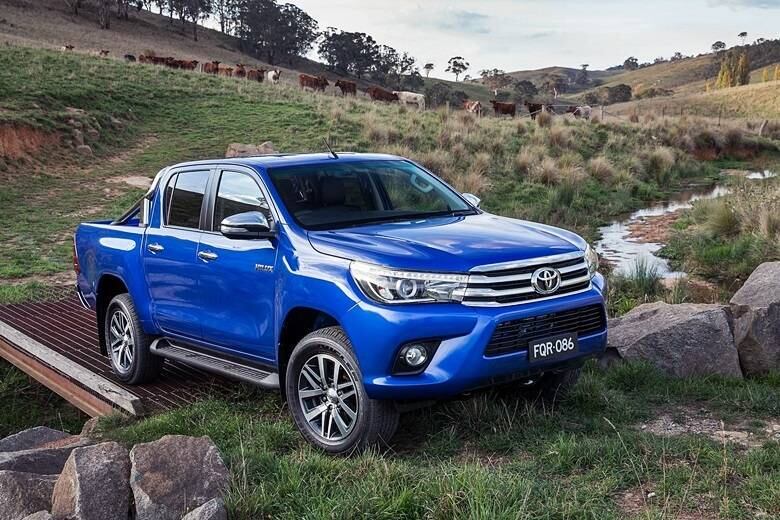 O modelo utiliza o nome Revo na Tailândia