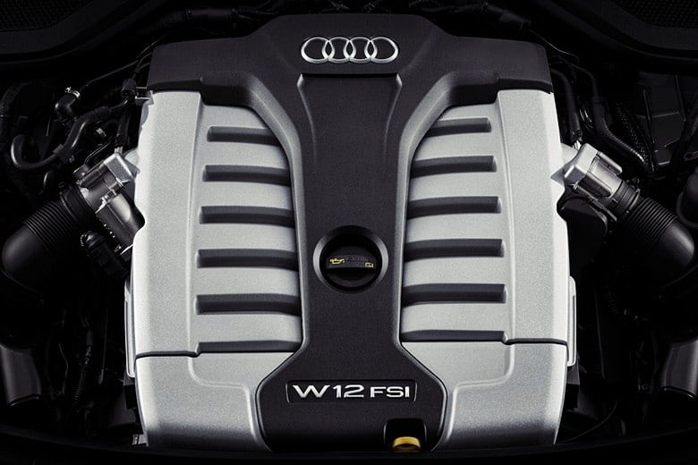 A versão que vem ao Brasil é A8L 3.0 TFSI, de motor V6, cujo compressor mecânico pode ser desativado. A potência de saída é 228 kW (310 hp). O V6 acelera a versão de distância entre eixos padrão do sedã de 0 a 100 km / h (62,14 mph) em 5,7 segundos. A velocidade máxima é limitada eletronicamente a 250 km/h. Ele consome, em média, 7,8 litros por 100 km
