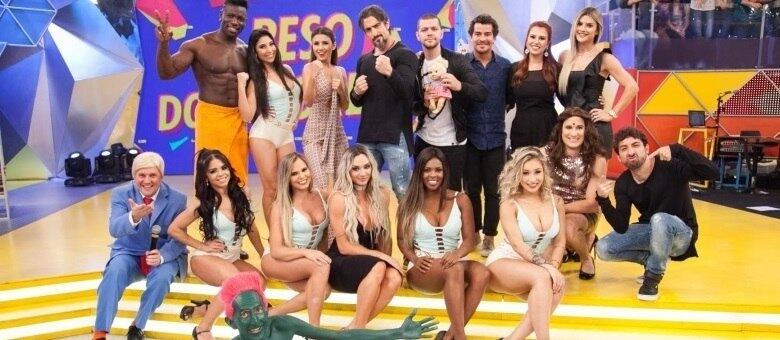 Paula Fernandes e Thiago Martins participam do Legendários deste sábado (19)