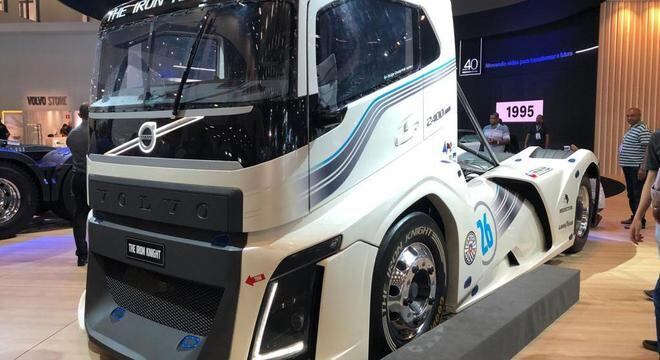 O caminhão mais rápido do mundo tem 2400cv e 600Nm de torque mas não é produzido em série