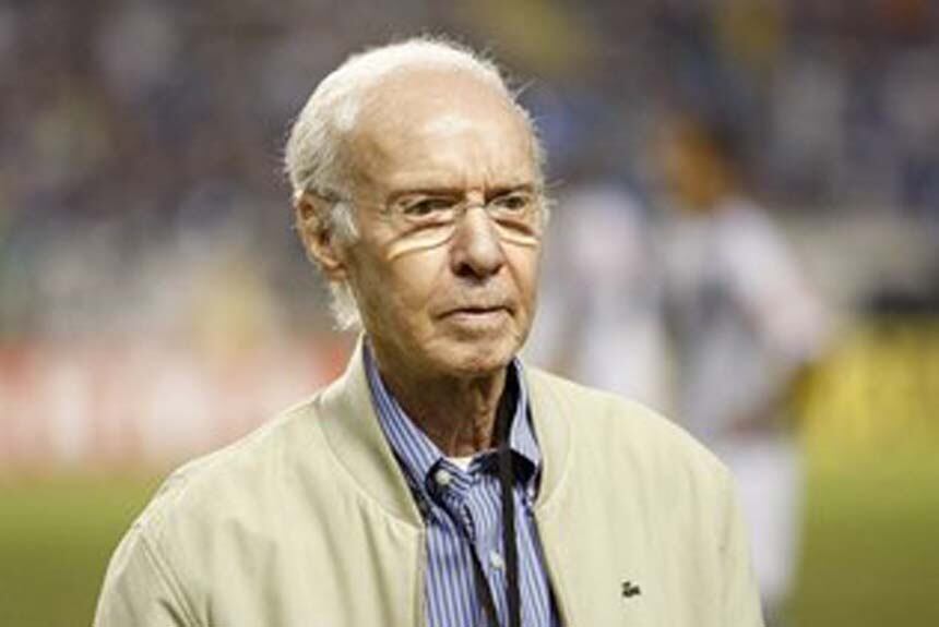 O Velho Lobo Zagallo é mais conhecido pelos títulos com a Seleção Brasileira, mas também tem uma carreira vitoriosa pelos quatro grandes do Rio. Treinou o Botafogo em quatro oportunidades, o Flamengo, três vezes, o Vasco da Gama, duas vezes, e o Fluminense, uma vez.