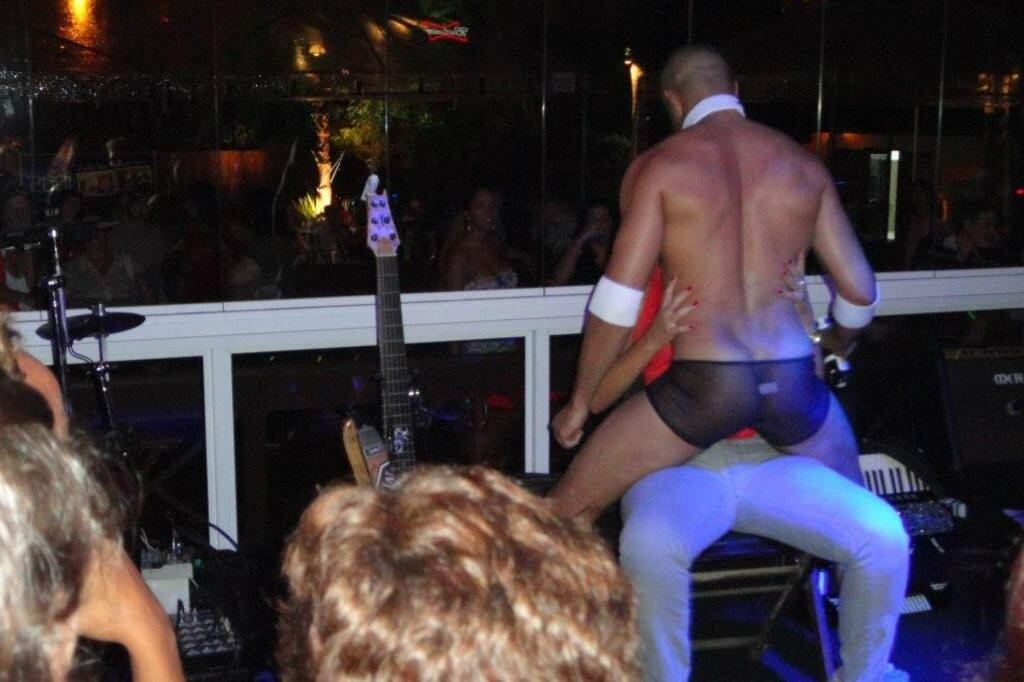 Ministério Público informou que fotos começaram a circular na internet, por isso decidiu abrir investigações