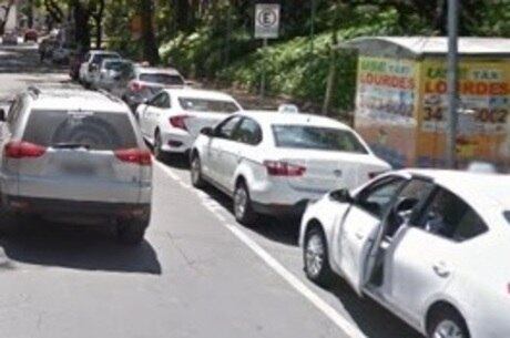 Crime aconteceu em ponto de táxi