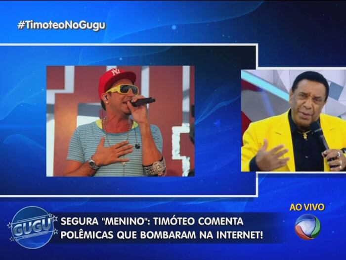 E aproveitou para mandar um recado para o artista.

— Agora, Latino! Pelo amor de Deus, a minha filha tem oito anos e meio e as outras crianças... Você vai pro palco como se estivesse fazendo sexo? Você não precisa disso! Nem você nem os outros. Tem um bocado de sertanejo fazendo a mesma coisa. Não há motivo pra isso, pra vocês agredirem a família. São talentosos, são bonitos! Não precisa dessa frescura!...E Eu sou fã do Latino!


+ Quer assistir às íntegras do programa Gugu? Acesse R7 Play e veja quando e onde quiser!
