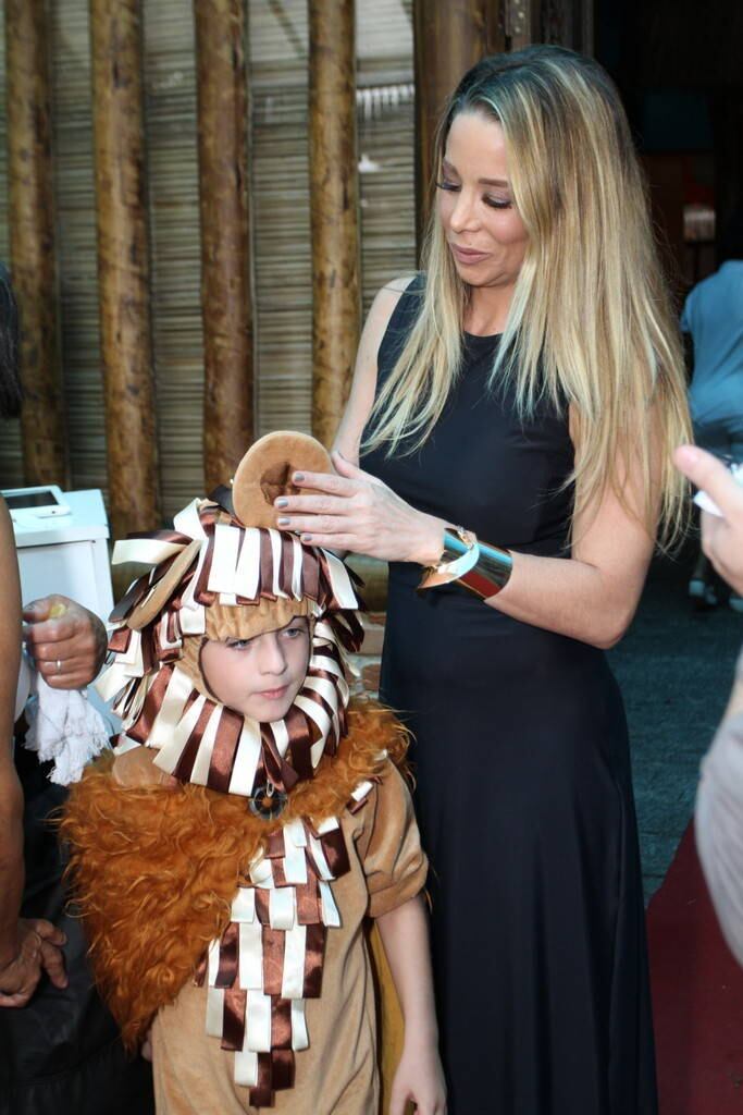 Noah ganhou uma festinha com o tema Rei Leão, um dos clássicos da Disney