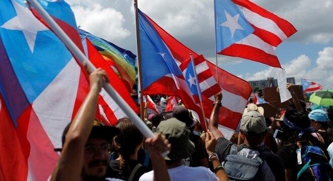 Cerca de um milhão de porto-riquenhos foram às ruas, segundo imprensa local