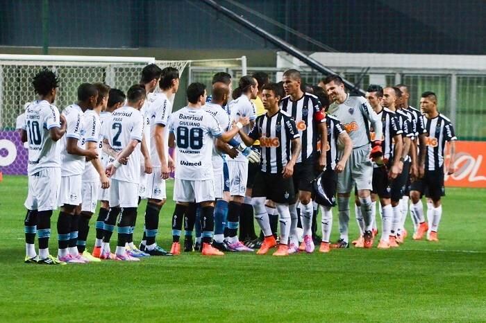 Grêmio x Atlético-MG

E se o Grêmio ainda sonha com um vice-campeonato, na rodada
seguinte terá o confronto direto contra o Atlético-MG em Porto Alegre