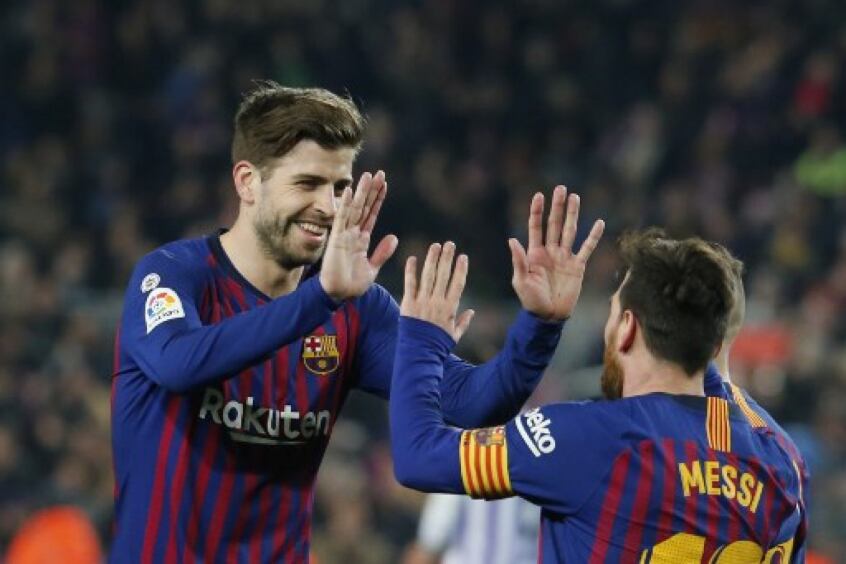 Barcelona - Ter Stegen, Semedo, Piqué, Lenglet, Alba; Busquets, De Jong, Pjanic; Griezmann, Messi e Martin Braithwaite. Técnico: Ronald Koeman.