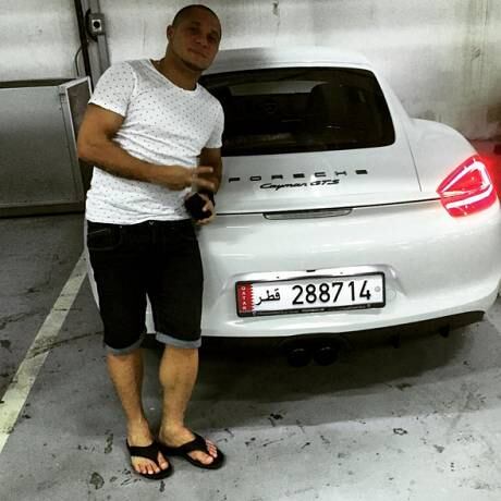 4. Madson

O baixinho ex-Santos continua curtindo a vida no Qatar sempre rodeados de belas máquinas