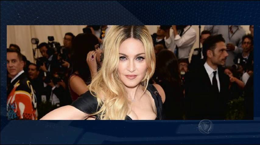 Madonna não se destaca apenas pela importância na música, ela também surpreende pela beleza. Na última semana, a Rainha do Pop encantou o mundo com uma aparência jovem, quase 30 anos mais nova

+ Conheça o pirulito que promete emagrecer e deixar a barriga sequinha