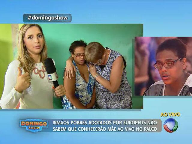 ...Já Gislaine teve más lembranças e começou a chorar. Ela lembrou que foi para a rua, fugiu e quando foi pega de volta pelos pais, foi castigada


+ Emoção no Domingo Show! Após 20 anos, jovens adotados por europeus encontram a família biológica

+ Aproveite e confira as matérias do programa Domingo Show

+ Já curtiu a página do Domingo Show no Facebook? É só clicar!

+ Siga o Domingo Show no Twitter e receba conteúdos exclusivos!
