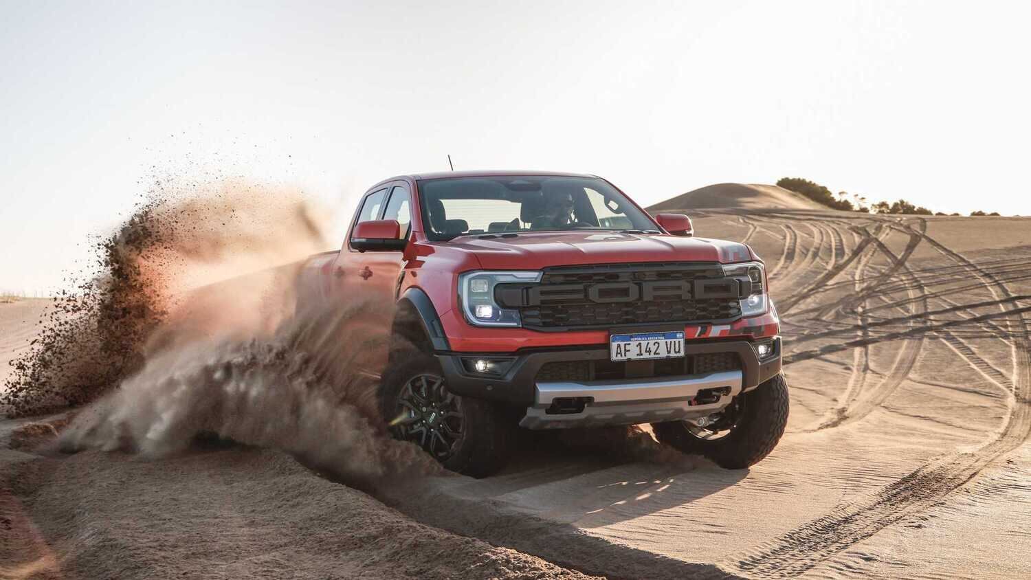 Ford Ranger Raptor tem acabamento esportivo