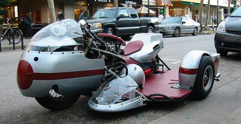 Tem carenagem para furar a resistência do vento