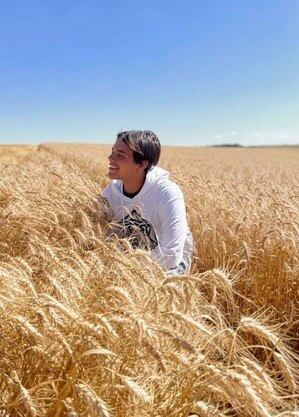 Ator interpreta Zanata em Reis