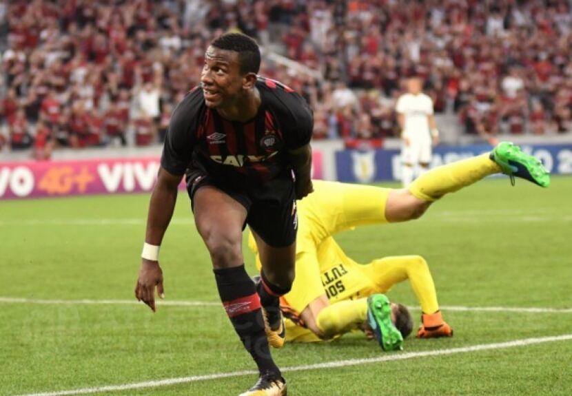 Sem oportunidades na equipe titular do Furacão, o atacante Ribamar deixou o clube paranaense e fechou com o Pyramidis FC, do Egito, mesmo clube de Keno.