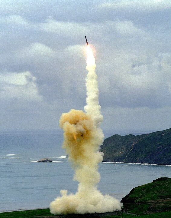 Os Estados Unidos fizeram em 16/8 testes com o Minuteman III, um poderoso míssil que serve para transportar armas nucleares.