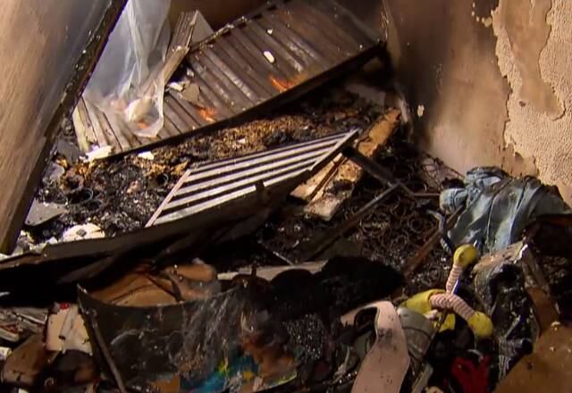 Jose ateou fogo no apartamento onde moravam. Enquanto Rosângela dormia, ele trancou a porta para garantir que ela não iria conseguir sair. No local do crime, os vizinhos tentavam ajudar e escutaram ele dizer que a mataria e morreria junto