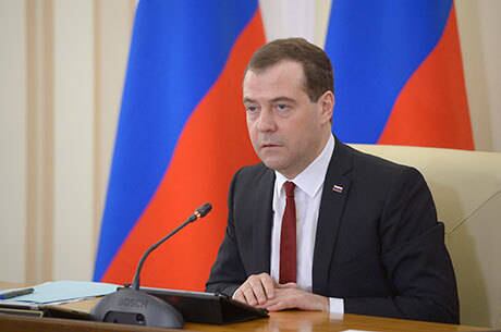 Medvedev (foto) afirmou que o papel do governo é proteger as empresas