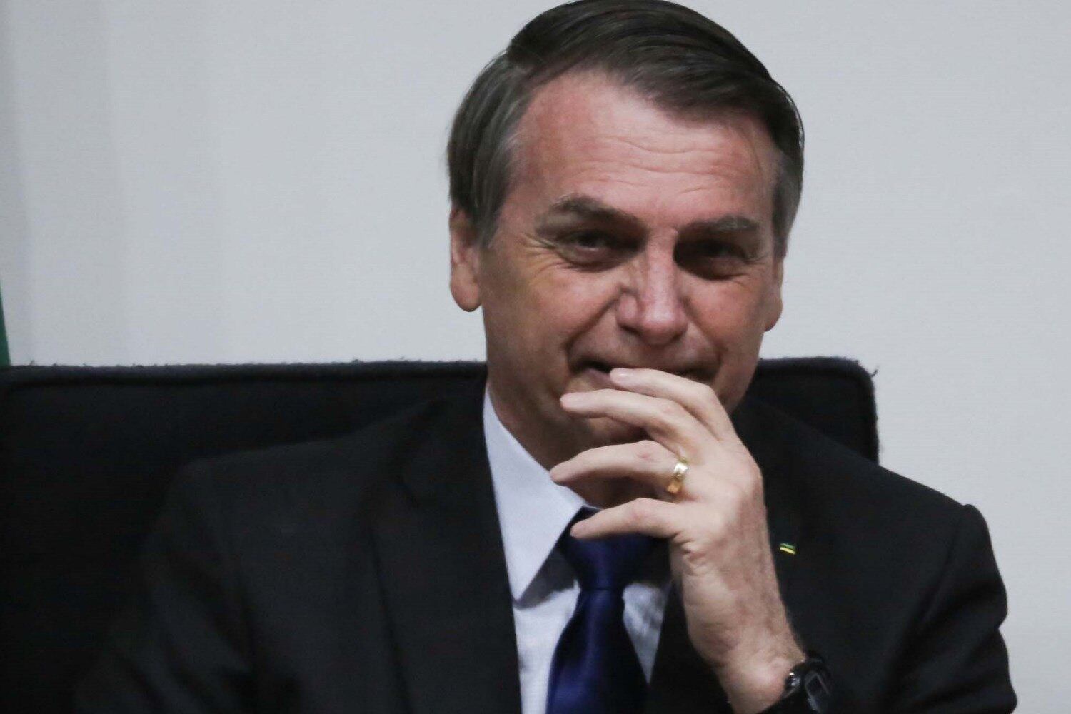 Para Bolsonaro, renovação seria jogar dinheiro no lixo