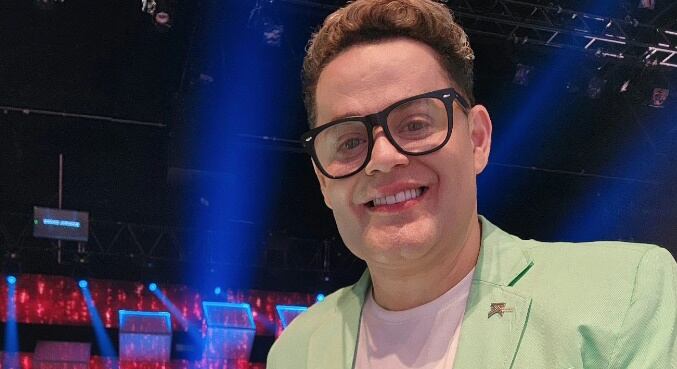 Robinson Monteiro participa de Raio X no Canta Comigo e conta detalhes da carreira