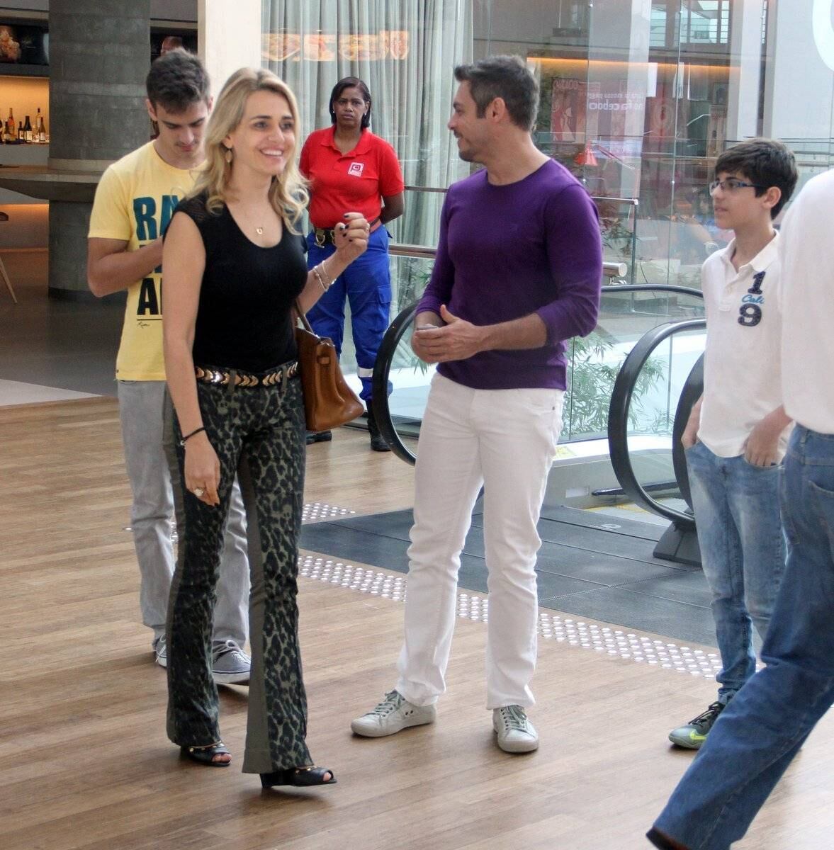 Baricelli reuniu os filhos Vicenzo e Vittorio e a mulher Andreia em um passeio de domingo