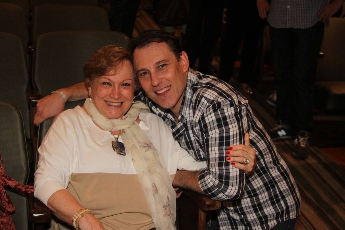 Mãe e filho posaram para as fotos