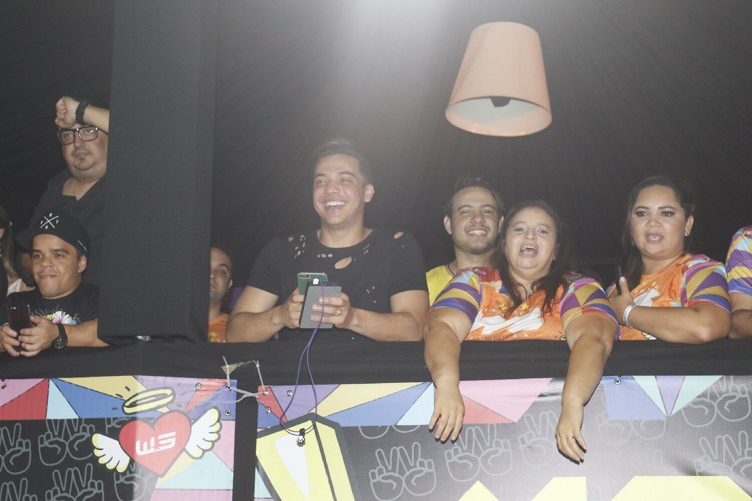 Wesley Safadão e Thyane Dantas curtem o Fortal, Carnaval fora de época que acontece em Fortaleza