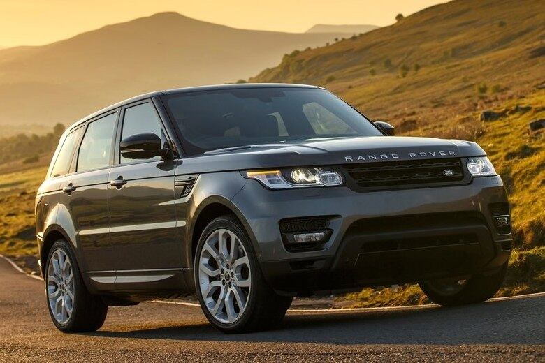 13°) Land Rover Range Rover Sport - 788 unidades - Baseado em outro utilitário esportivo que também está na lista, o Land Rover Discovery, tem bastante apelo esportivo e conta com versão de alto desempenho de V8 5.0 e 550 cv