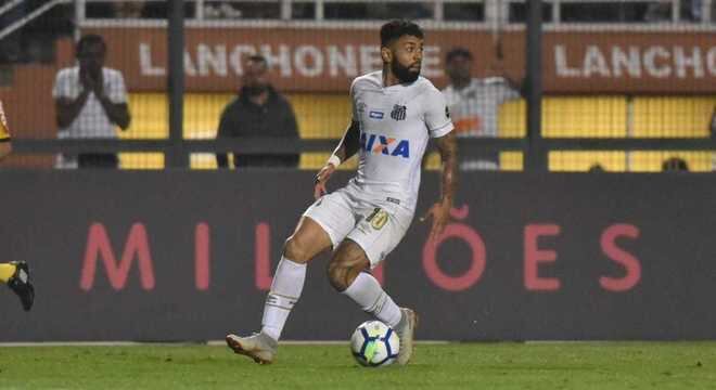 Gabigol em ação contra o Vasco, nesta quinta-feira (27)