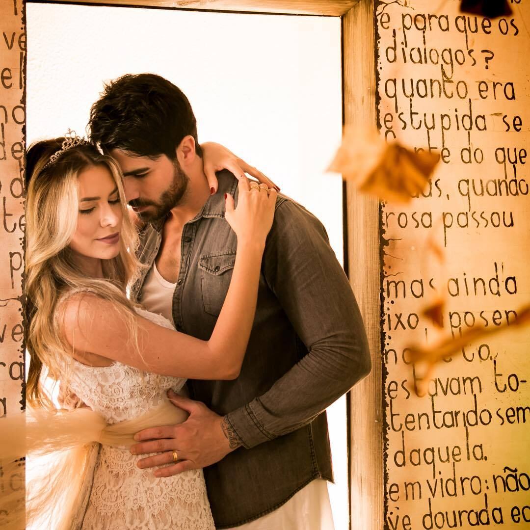 O casal se conheceu no BBB 11 e começou a namorar na TV