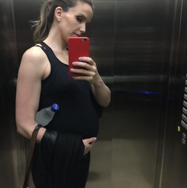 Mariana Ferrão já é mãe de Miguel, e não é desta vez que ela terá uma menininha. A jornalista revelou que o primogênito ganhará um irmãozinho, que já tem até nome definido: João 