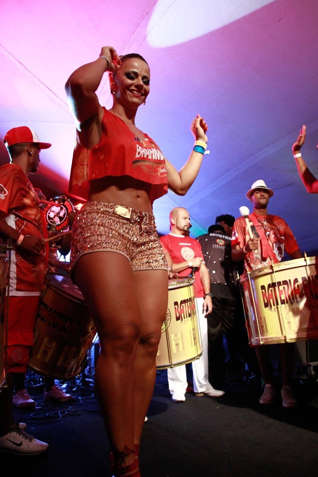 No camarote, ela mostrou todo o seu gingado