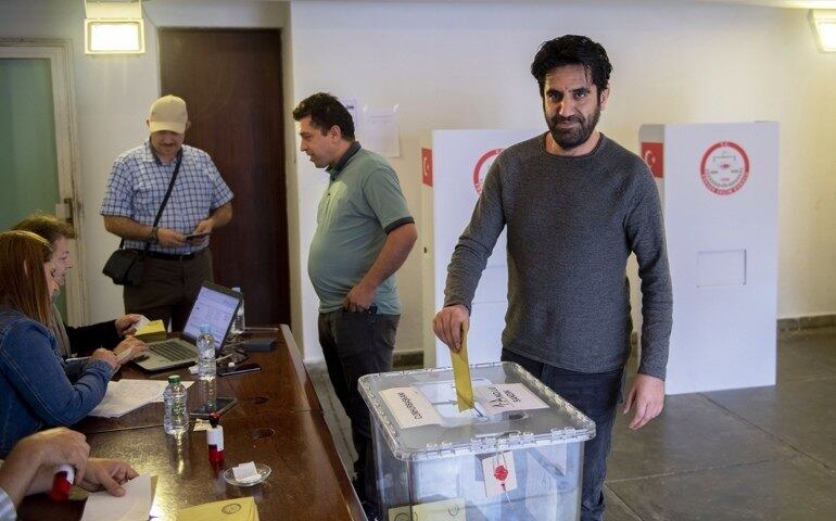 Eleitor eleições turquia