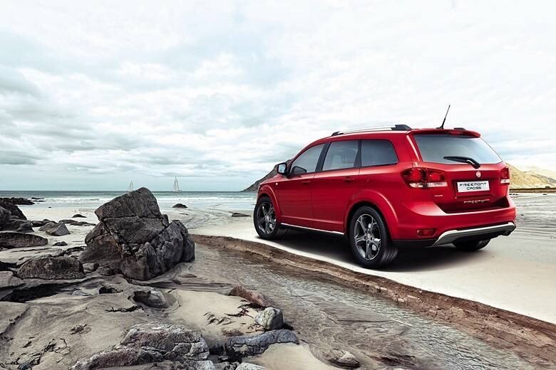 A Fiat ainda não se posicionou oficialmente, mas é quase certo que o Freemont Cross será importado para o Brasil. Por aqui, o lançamento do Dodge Journey Crossroad já está confirmado para o segundo semestre

Veja a cobertura completa do Salão do Automóvel de Genebra 2014

Saiba tudo sobre carros! Acesse R7.com/carros
