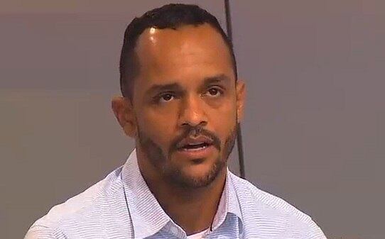 O ex-marido e pai do filho de Fernanda, Igor Oliveira, afirma que familiares e amigos não entendem a motivação do crime. 
— Ela era uma menina especial. Ninguém acredita no que aconteceu, porque ela era uma pessoa boa, ajudou muitas pessoas. Sempre estava sorrindo e tratava bem todo mundo, mesmo quem ela já tinha tido algum problema. Conhecia ela há 19 anos, a gente teve o nosso filho, nosso anjo, e mesmo sendo ex, ela sempre me ligava e perguntava se precisava de alguma coisa